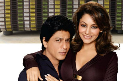 Rayakan 24 Tahun Pernikahan, Ini Pesan Romantis SRK untuk Istri