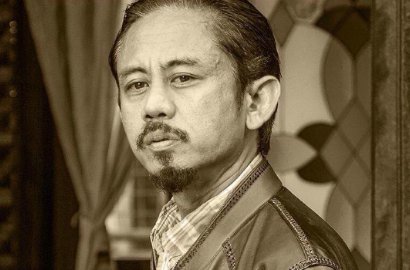 Sibuk Syuting 'Preman Pensiun', Kang Mus Heboh Ikut Konvoi Persib