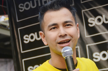 Raffi Ahmad Dibully Gara-Gara Foto Bareng Citra Kirana cs di Silet Awards