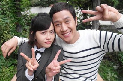 Jung Woo-Go Ara 'Reply 1994' Kunjungi Lokasi Syuting 'Reply 1988' Hyeri