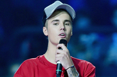 Setelah Foto Bugil Beredar, Justin Bieber Ditawari Rilis Sex Toy