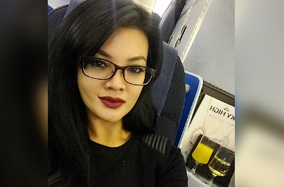 Rayakan Halloween, Farah Quinn Bikin Kue Rasa Darah Zombie