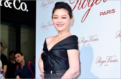 Ibunda Bocorkan Barbie Hsu 'Sanchai' Tengah Hamil Anak Kedua?