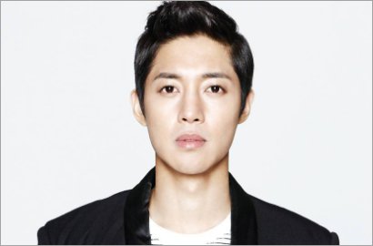 Ayah Tolak Lihat Foto Bayi Mantan Pacar Kim Hyun Joong di Pengadilan