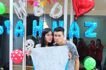 Ciee Mesranya Juan Christian Suapi Syahnaz Sadiqah