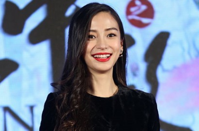Pasca Tuduhan Operasi Plastik, Ini Selfie Cantik Pertama Angelababy