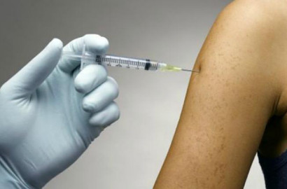 Peneliti Berikan Rp 15,6 Juta Bagi Orang yang Mau Disuntikkan Virus Ebola