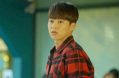 Bikin Cemburu Berat, Xiumin EXO Dicium Mesra Kim So Eun di MV 'You're the One'