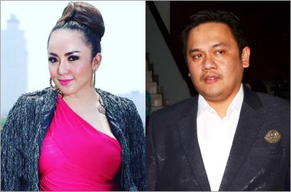 Regina Selfie Bareng Ahmad Dhani, Balas Dendam untuk Farhat Abbas?