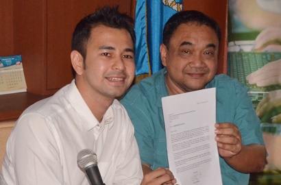 Bareng Tim 'Happy Show', Raffi Ahmad Sampaikan Maaf Tertulis ke PWI