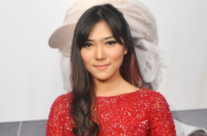 Isyana Sarasvati Main-Main dengan Genre Musik di Album Perdana 'Explore'
