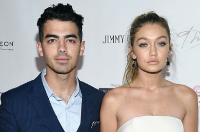 Putus dari Joe Jonas, Gigi Hadid Justru Tertawa Bahagia