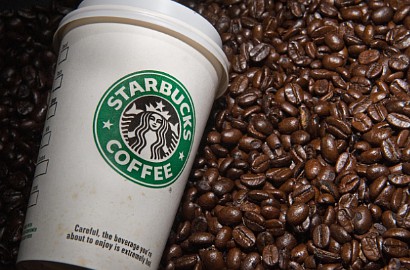 Barista Kafe Cepat Saji Tuai Pujian Usai Layani Pelanggan Bisu dan Tuli