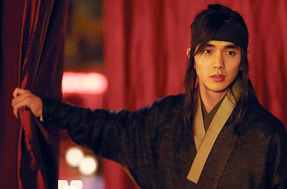Daebak, Film 'Joseon Magician' Yoo Seung Ho Akan Tayang di 4 Negara
