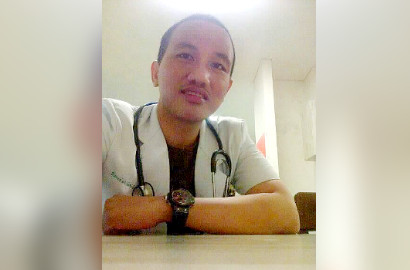 Dokter Meninggal Saat Bertugas di Pedalaman, Jokowi Dikirimi Surat Terbuka