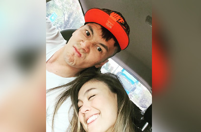 Wijaya Saputra Pamer Foto Mesra, Agnes Monica Bilang Kangen