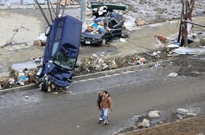 Diguncang Gempa 7 SR, Jepang Dihantam Tsunami