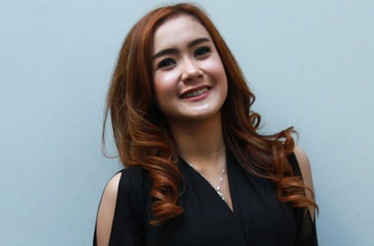 Dibully Coba Sate Kalajengking yang Dianggap Haram, Ini Reaksi Cita Citata
