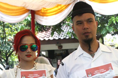 Hanya Nikah Siri, Ahmad Dhani Tak Benar-Benar Cinta Mulan Jameela?