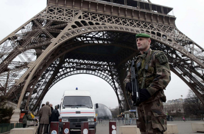 Lakukan Hal Ini Jika Anda Berada Dalam Situasi Seperti Tragedi Paris