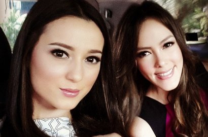 Cathy Sharon Keceplosan Soal Julie Estelle Akan Segera Nikah?