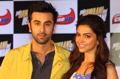 Mesranya Deepika Padukone dan Ranbir Kapoor di Poster Film 'Tamasha'