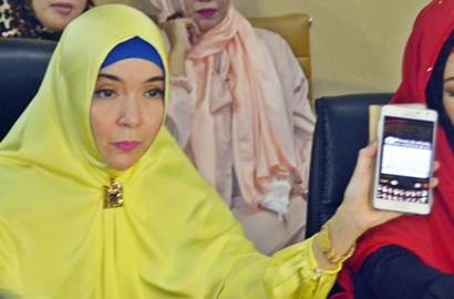 RP Alias Rima Geram Ustadz Aswan Bohong Soal Talak Via BBM