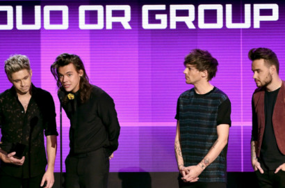 Selamat, One Direction Menang Grup Terfavorit di American Music Awards 2015