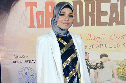 Dikalahkan Tara Basro di FFI 2015, Dewi Sandra: Nggak Perlu Menang