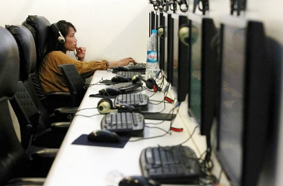 Kabur dari Rumah, Wanita Tiongkok Ini Tinggal Selama 10 Tahun di Warnet
