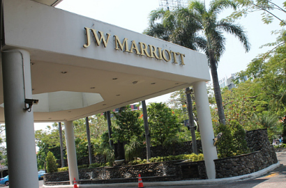 JW Marriot dan Shangri-La Surabaya Diancam Bom Oleh Orang yang Mengaku ISIS
