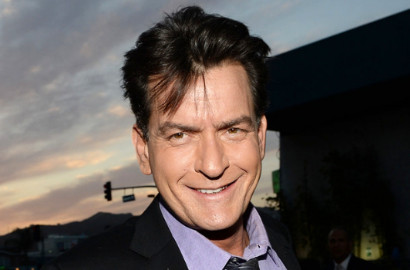 Semakin Runyam, 5 Video Seks Liar Charlie Sheen Terancam Menyebar