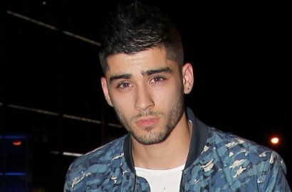 Fans Heboh Lihat Zayn Malik Selfie Pinjam Kacamata Gigi Hadid