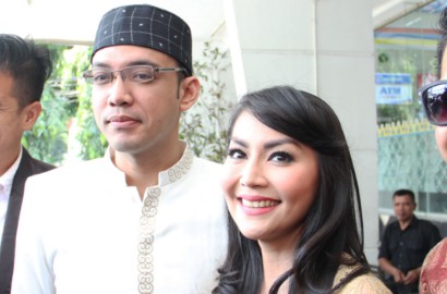 Sandy Tumiwa Ditangkap, Tessa Kaunang Selama Ini Terima Uang Haram?