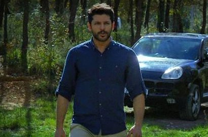 Selim Tertembak di 'Elif 2', Fans Makin Gemas dengan Erkut