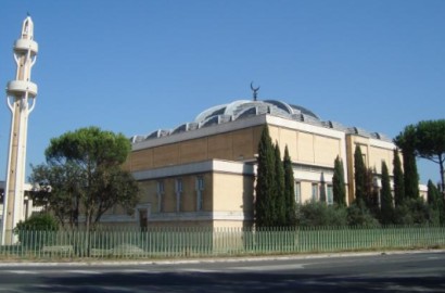 Pasca Ancaman ISIS, Italia Bakal Tutup Masjid dan Mushola Ilegal