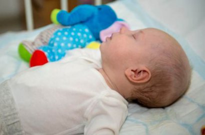 Alami Kelainan Sistem Imun, Seorang Bayi Bisa Mati Karena Dicium
