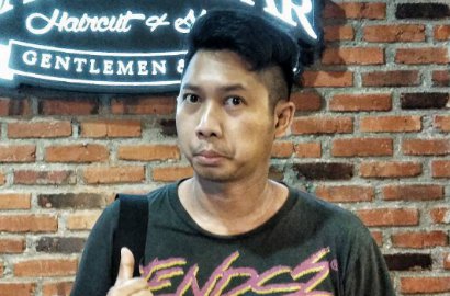 Gelar Acara Lamaran di Bandung, Konde Ajak Personel Samsons