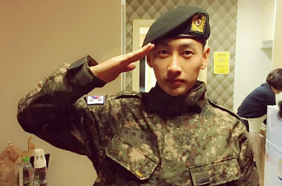 Lewat Surat, Eunhyuk Ngaku Masih Ngambek Fans Ogah Disuruh Cukur Rambut