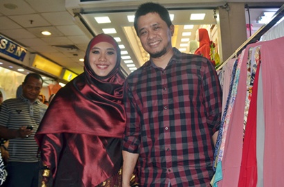 Hamil 7 Bulan, Oki Setiana Dewi Tak Dilarang Suami Beraktivitas