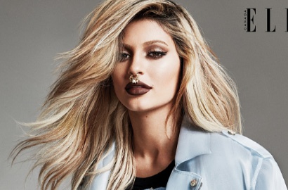 Jelang Natal, Kylie Jenner Hias Ferarri Rp 4,4 Miliarnya Jadi Unyu