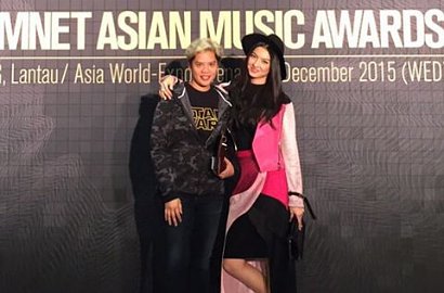 Raline Shah Selfie Cantik Saat Diundang Big Bang di MAMA 2015