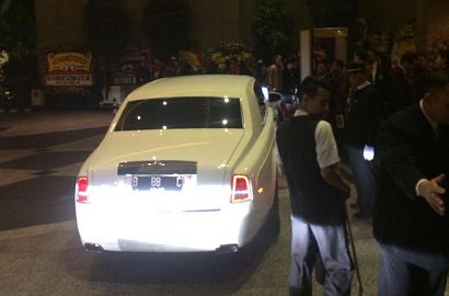 Mobil Mewah Jejali Pernikahan Putri Setya Novanto 'Papa Minta Saham'