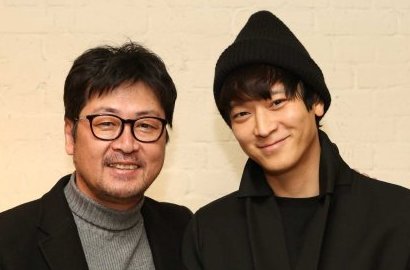 Begini Aksi Kang Dong Won Dkk Rayakan 5 Juta Penonton 'Black Priests'