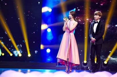 Artis SM Entertainment Borong Penghargaan '2016 iQIYI Night'