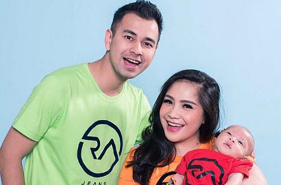 Begini Ekspresi Menggemaskan Putra Raffi dan Nagita Saat Diajari Baca Doa