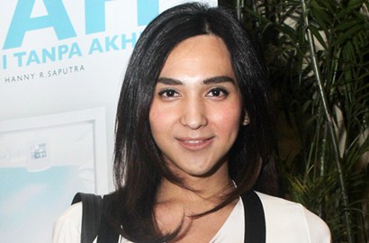 Ingin Jadi Kekasih Dena Rachman? Ini Dia Kriterianya