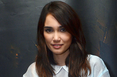 Jadi 'Istri' Marcel Chandrawinata di 'Penghuni Lain', Feby Febiola Izin Calon Suami