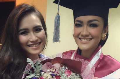 Julia Perez Dihujat, Ayu Ting Ting Dipuji Pamer Foto Ikut Pilkada Serentak