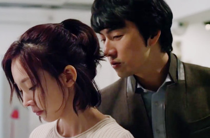 Begini Cara Yoo Joo Hee Tato Punggung Song Il Gook di Film 'Tattoo'